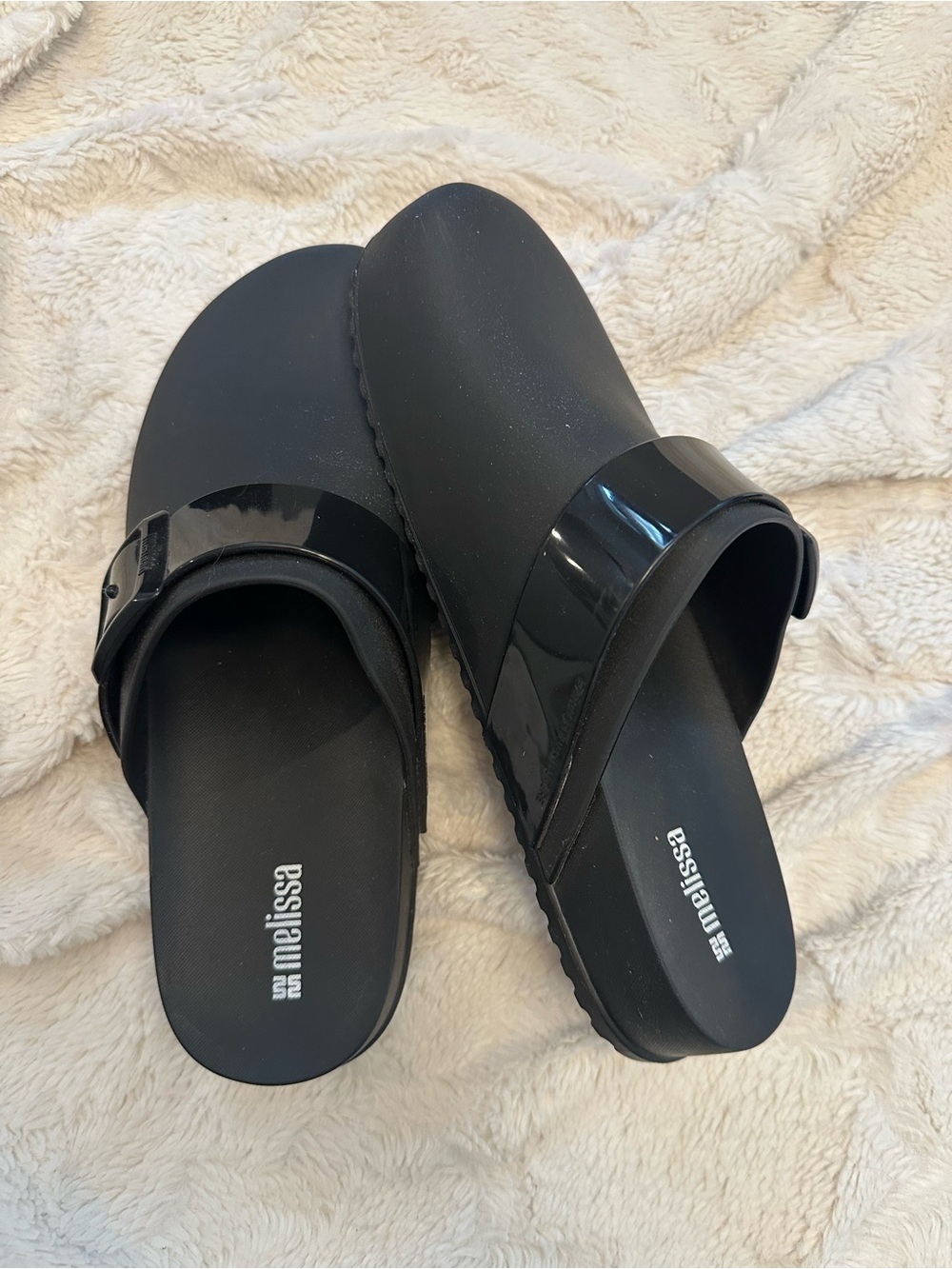 Melissa Glossy Black Slide Clogs
